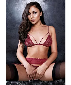 3 PieCe BRA GARTER AND CROTCHLESS GSTRING SET