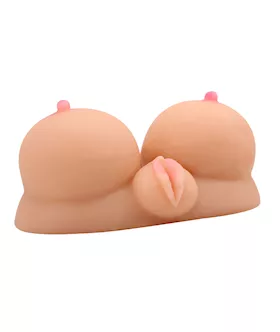 Sophia Titty Fuck