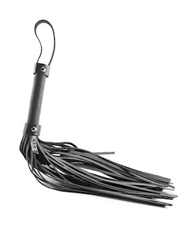 Rouge Short Leather Flogger
