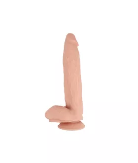 Well-endowed Beau