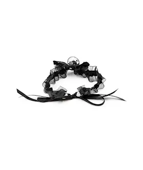 Kinki Lace Collar With Bell