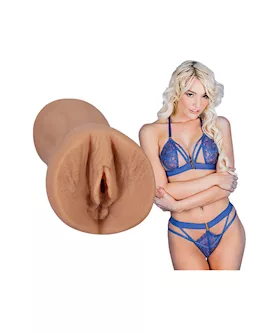 Signature Strokers Kenna James Pocket Pussy