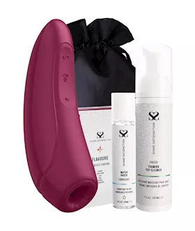 Satisfyer Curvy 1    Essentials Bundle