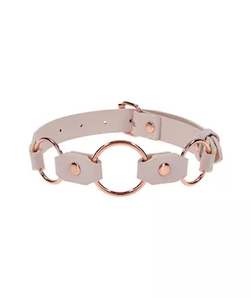 Peaches N Creame Ring Day Collar
