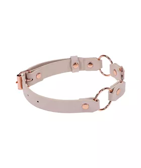 Peaches N Creame Ring Day Collar