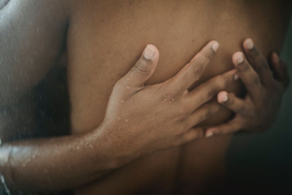 What is it like to use a thrusting toy?