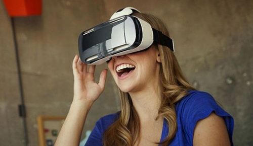 Virtual Reality Sex Is Coming Soon to a Headset near You