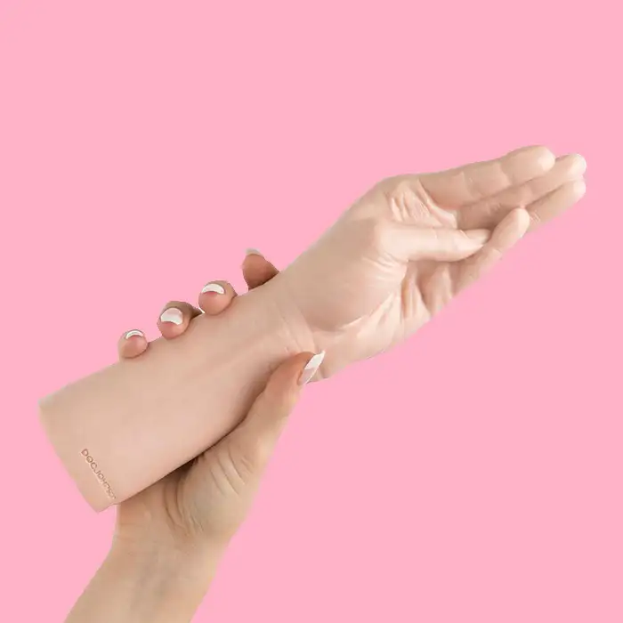 How to Use Fisting Sex Toys